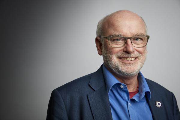 Professor Bill Lee